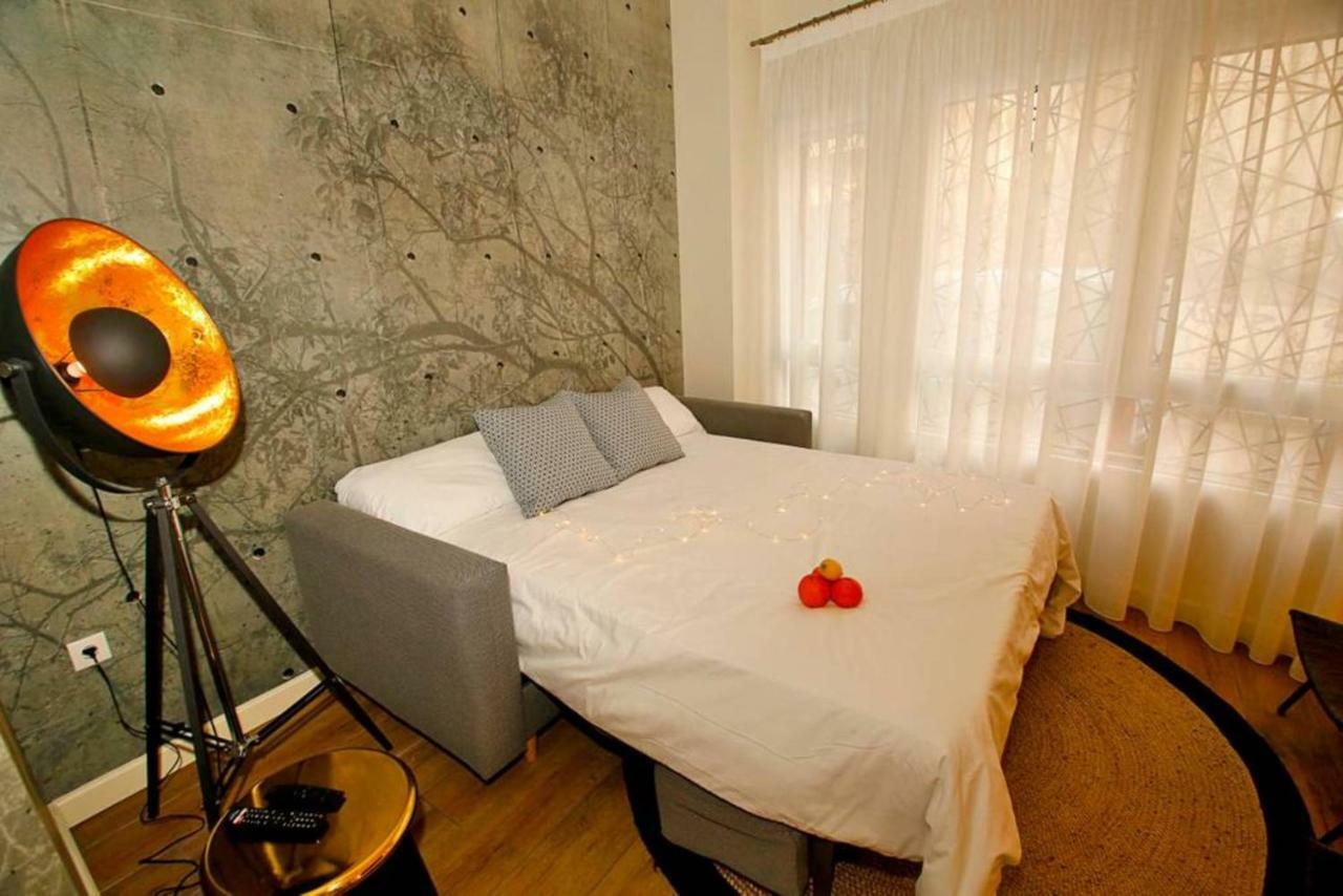 The Wall - New Apartment Alicante Luaran gambar