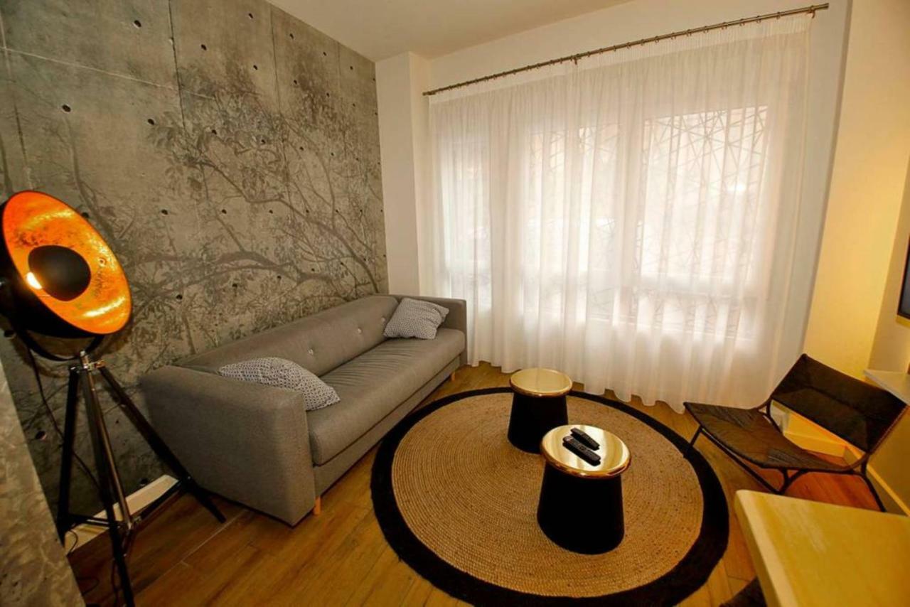 The Wall - New Apartment Alicante Luaran gambar